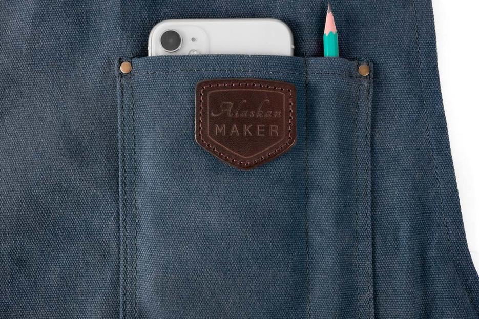 Tablier n° 547 cuir bleu marine Tablier n° 547 cuir bleu marine