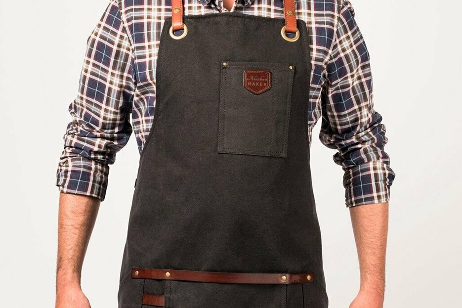 Alaskan Maker Tablier n° 547 cuir noir Alaskan Maker Tablier n° 547 cuir noir