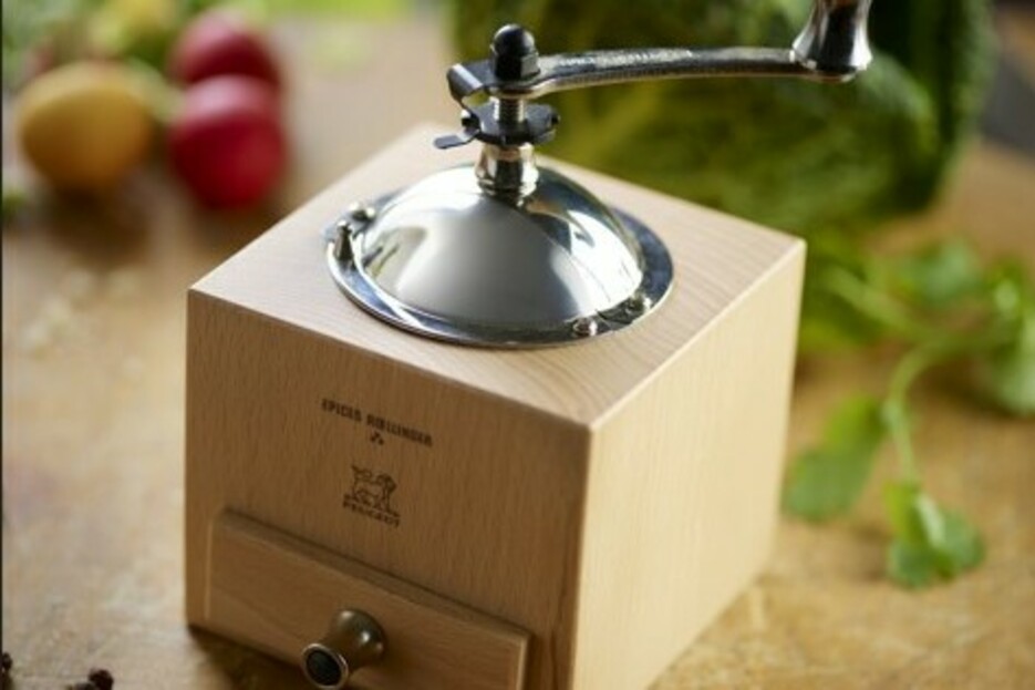 PEUGEOT moulin à poivre PEUGEOT moulin à poivre