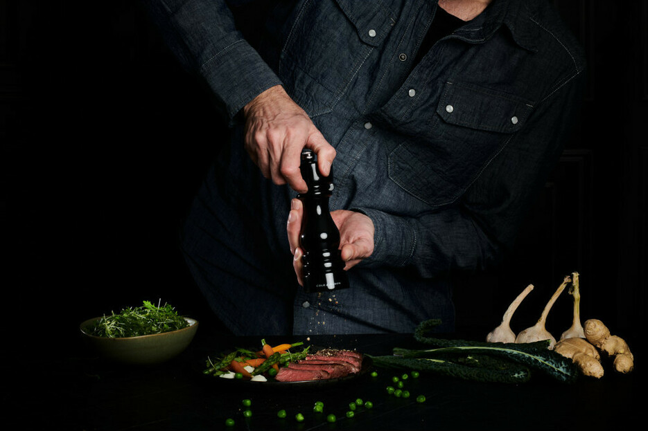 COLE & MASON COLE & MASON